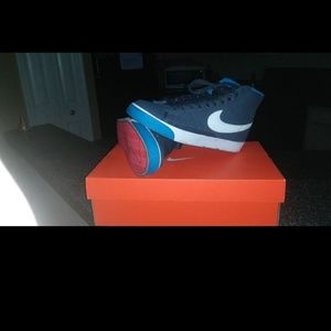 Women BLAZERS 8.5 USED LIKE NEW